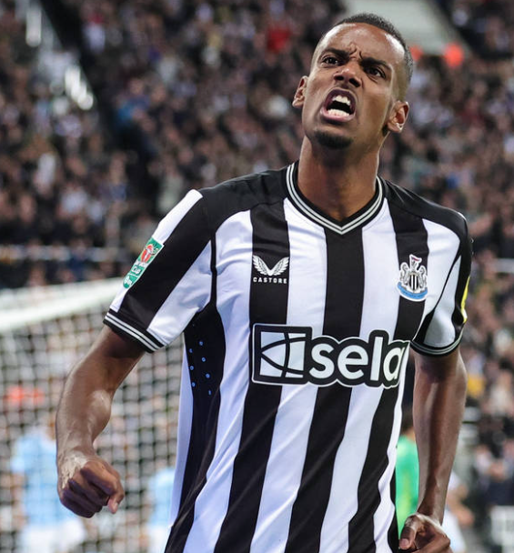 罗马诺剖析利物浦应对伊萨克伤停的转会策略