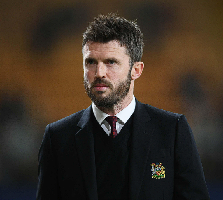 詹俊前瞻曼联VS纽卡：赛程考验与状态延续成焦点